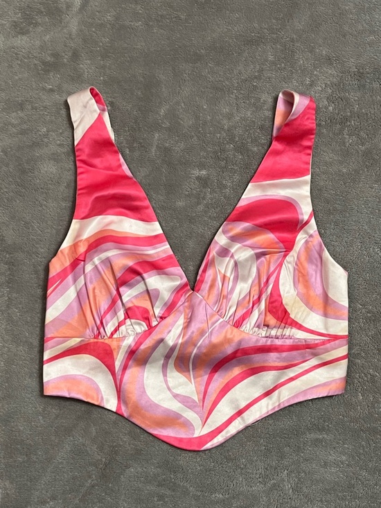 Princess Polly Tops - Princess Polly Pink Swirl Crop Top